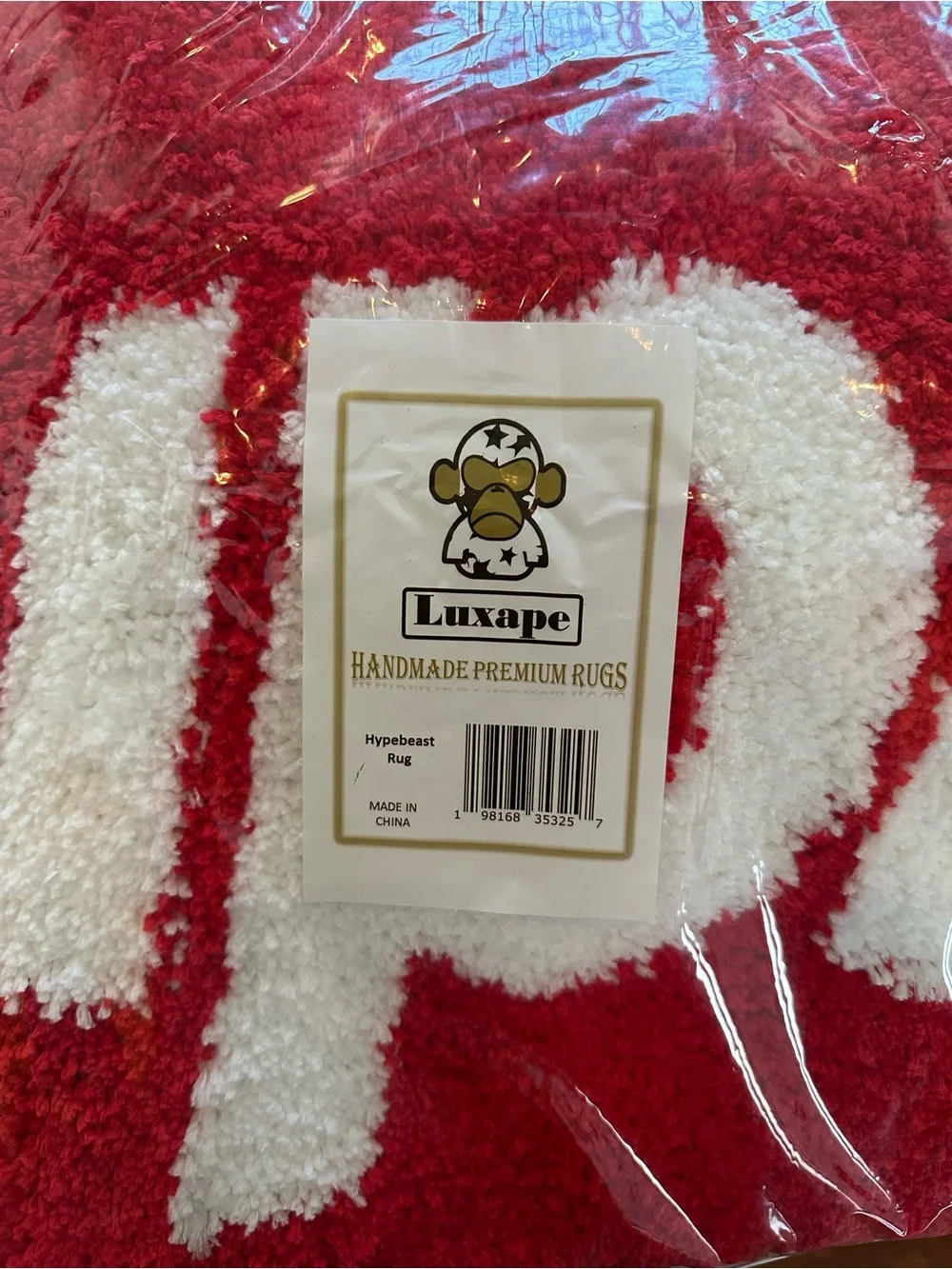 Supreme Rug with star pattern